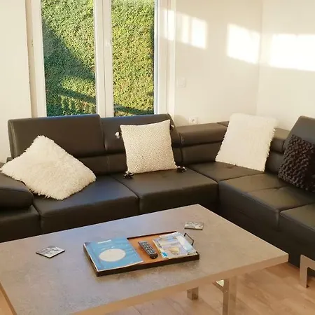 Du Port De Valery Holiday home *